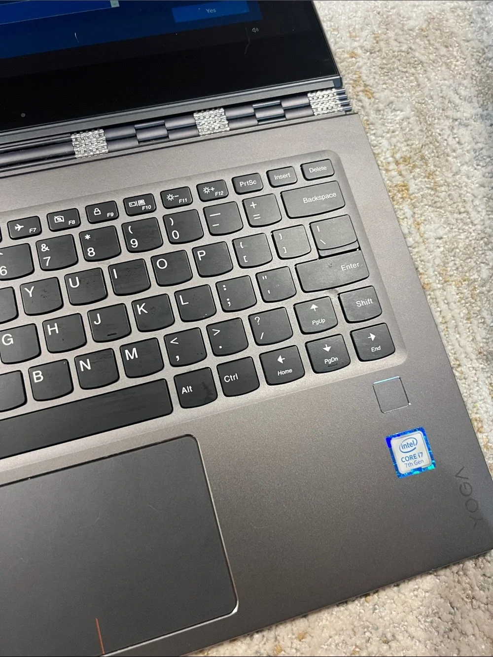 Lenovo Yoga 910 16GB RAM 1TB 2.7GHz Convertible 2-in-1 PC laptop tablet z33
